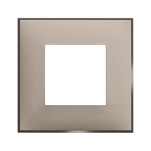 CLASSIA - рамка один пост кремовый атлас — Bticino BT-R4802CS