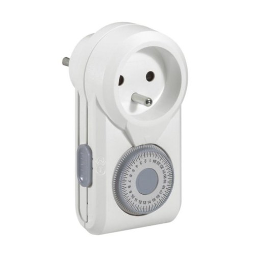 Програмируемая розетка суточная Legrand — Legrand 95860